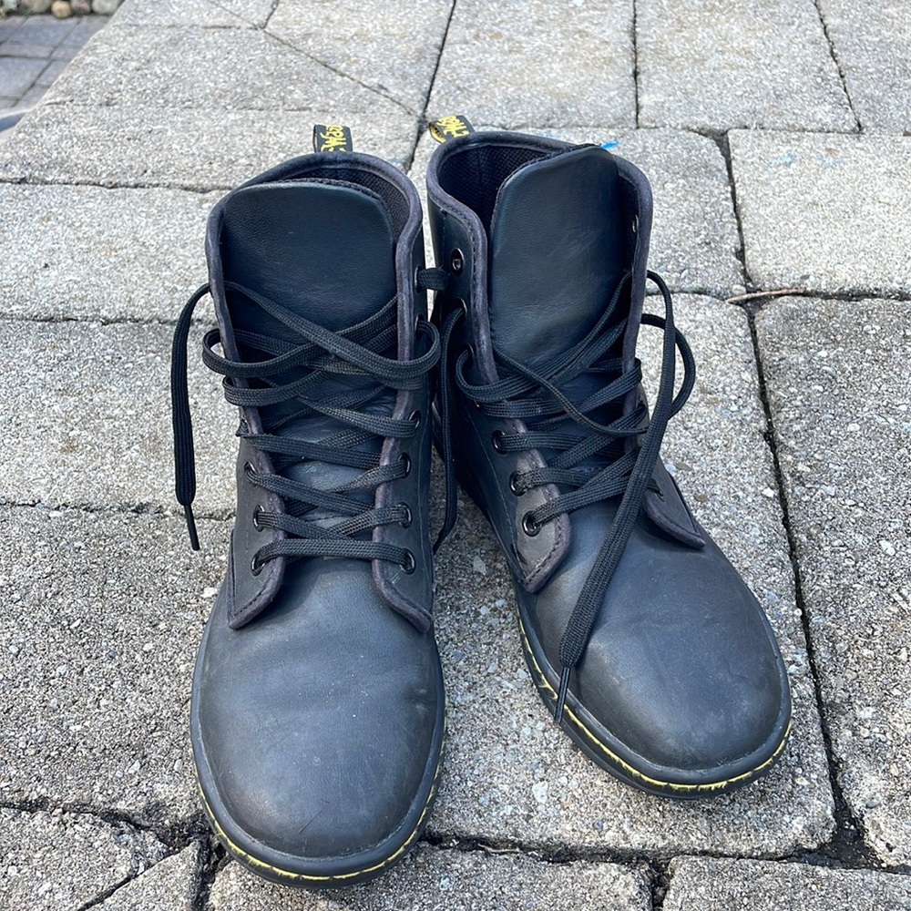 Dr. Martens shoreditch